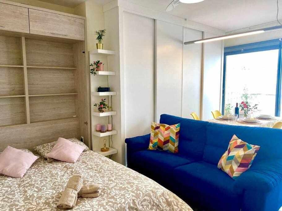 Apartamento Antonio By Solymar Holiday Torre Del Mar Kültér fotó